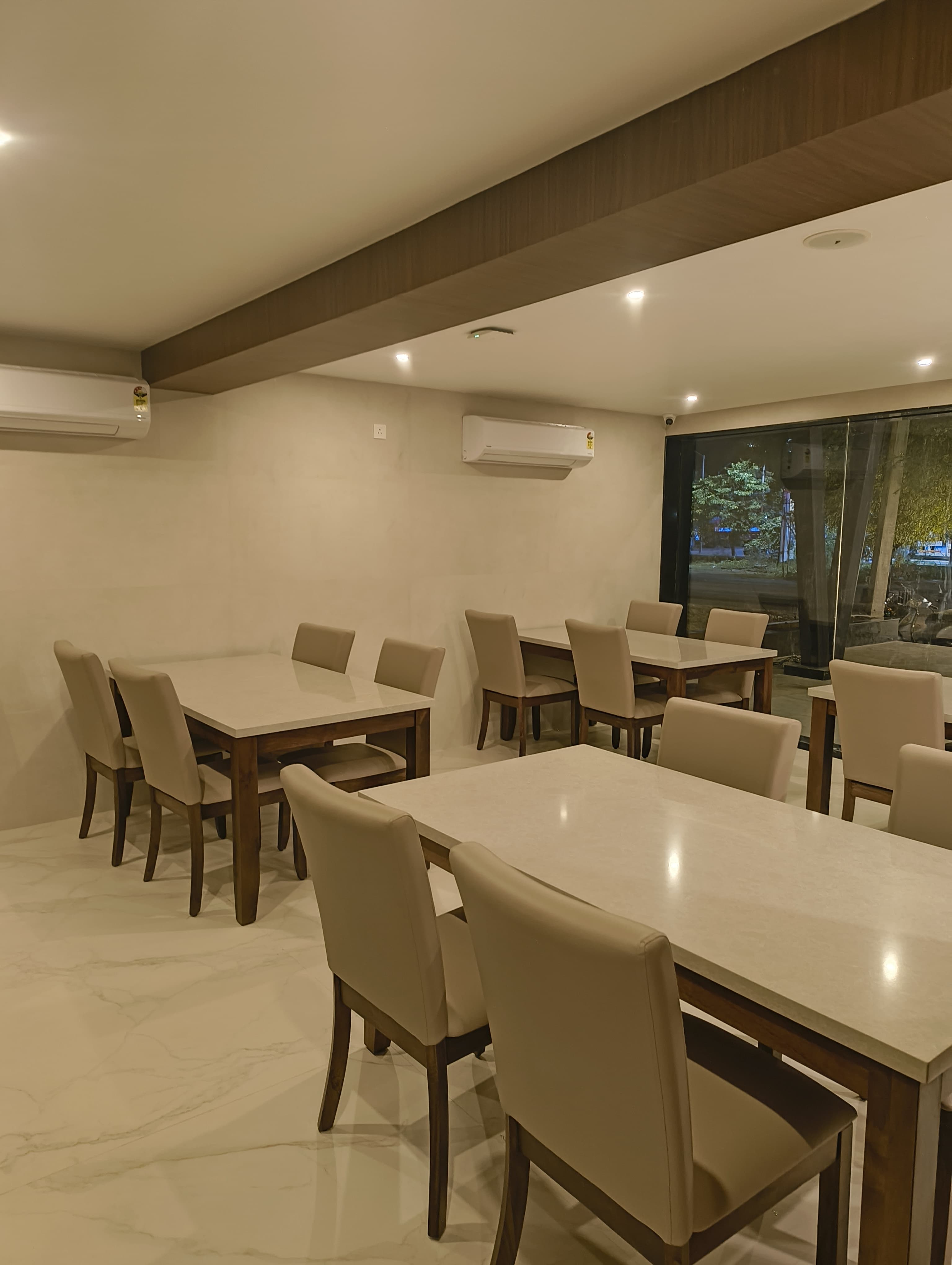 Drive In, Park Free — Arthana Grand Inn on Palladam Road, Udumalpet